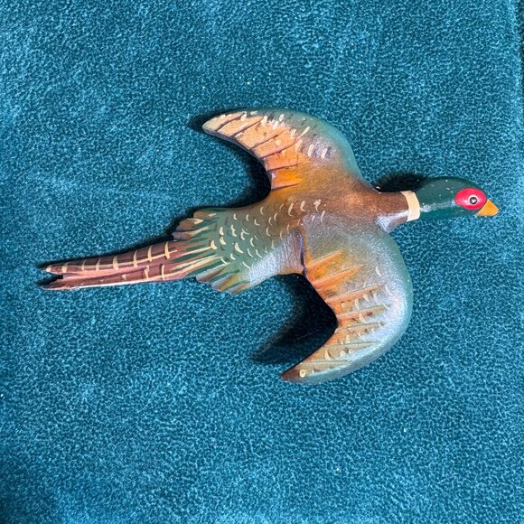 Vintage Hand Carved & Painted Pheasant Bird Brooch/Pin - Picture 2 of 4